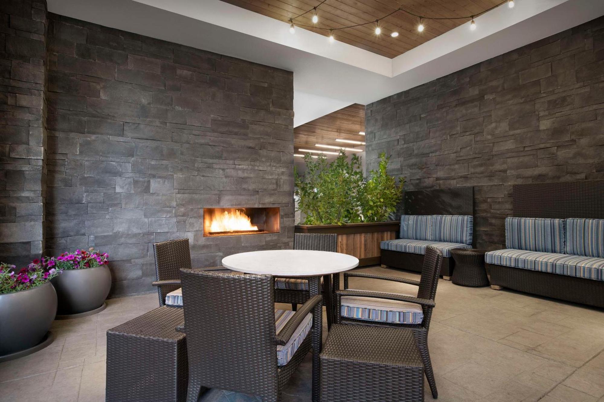 Home2 Suites By Hilton Eugene Downtown University Area Eksteriør bilde